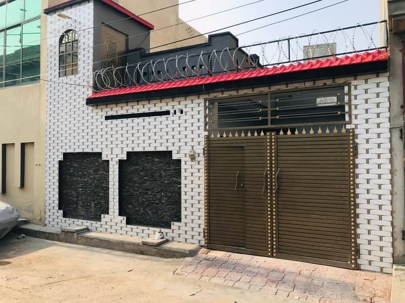 Beautiful 6 Marla House Available In Asim Qadir Block 37
