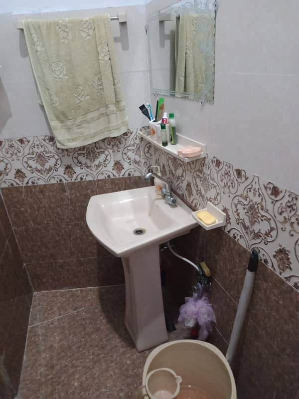 Ideal 6 Marla House Available In Lalazar2 23