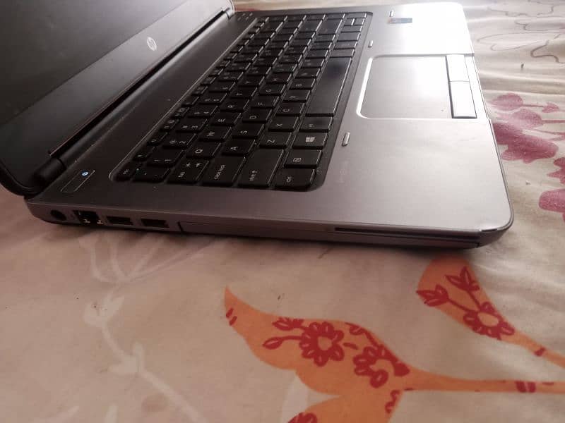 HP ProBook loptop 3