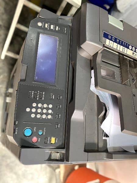 Konica Minolta bizhub 600/ printer and photocopier 2