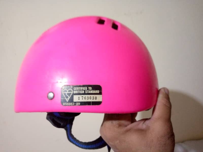 Helmet for biking and skating 1