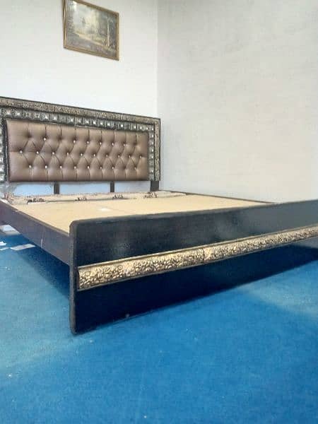 king size bed for sale 0