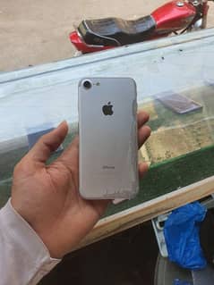 iPhone 7 32gb bypass Final Price hai no time wetst 03227080632