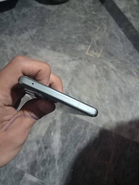 Honor 70 Dubai variant
in good and neat condition 4