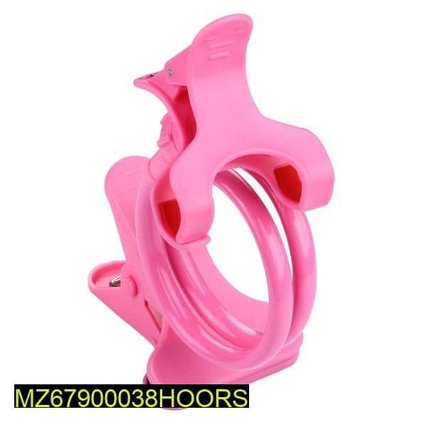 •  Material: Silicone Plastic
•  Stand 2