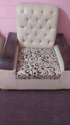 one seater sofa for sell new condition