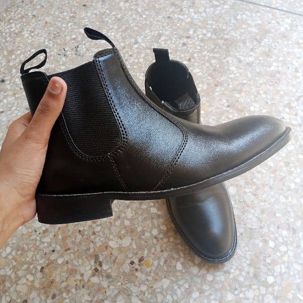 Chelsea boots pure leather black color 0