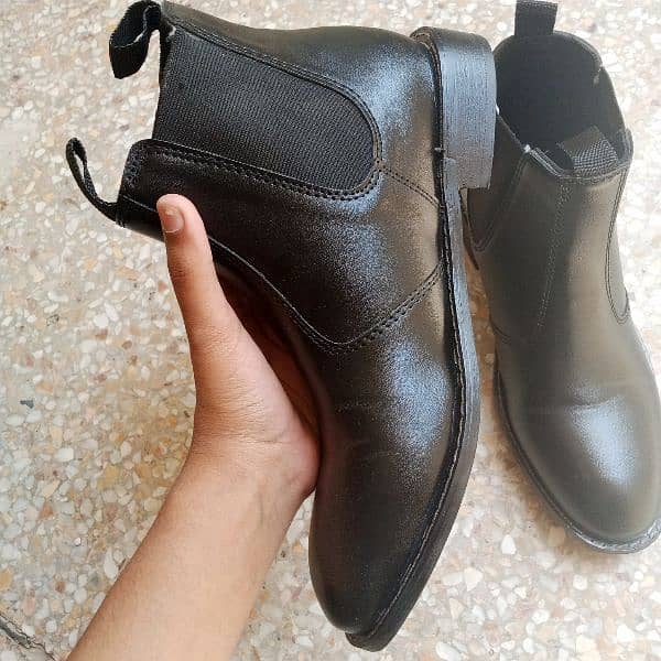 Chelsea boots pure leather black color 3