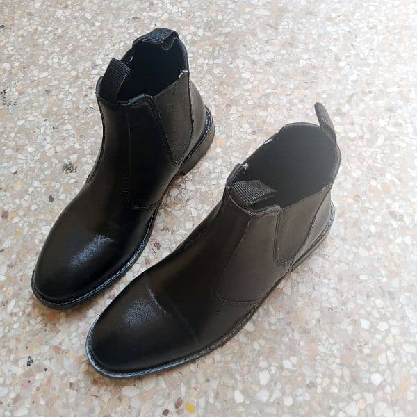 Chelsea boots pure leather black color 5