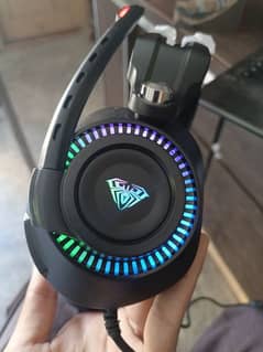 Aula F602 Flicker Gaming Headphone Rgb with noise cancellation
