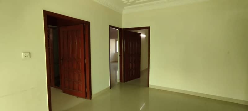 1500 Sq Ft 3 Bedrooms Apartment For sale In Clifton Block 3 2