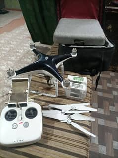 Dji phantom 4  / for Sall Condition 10/7 with 2 battery's
