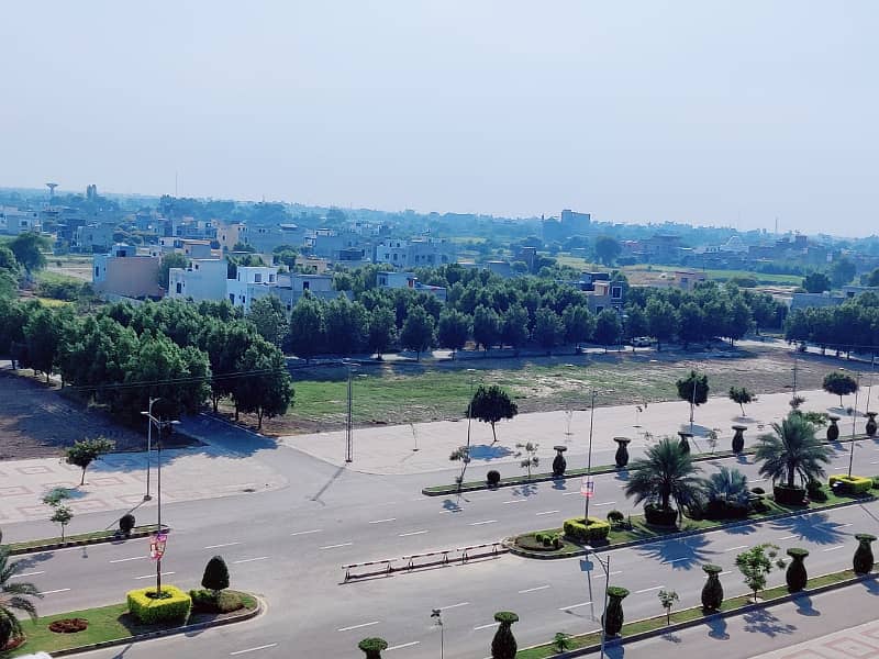 5 Marla Plot Sale B Block Plot No 424 Onground Ready Possession Plot Socaity New Lahore City , Block Premier Enclave, NFC-2 OR Bahria Town Road Attached, Near Ring Road interchange. 3
