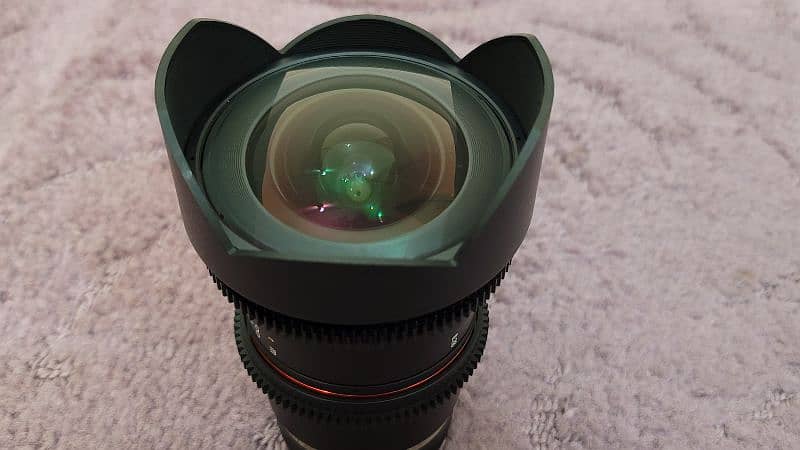 Rokinon 14mm/T3.1 Manual E-mount full frame lens 1
