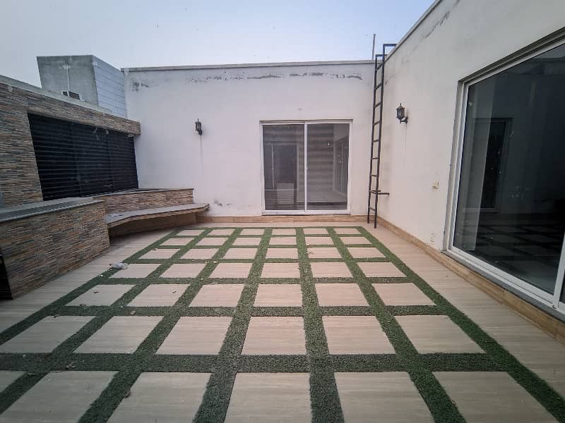 01-Kanal Upper Portion, 4-Bed Rooms, Separate Gate in DHA Lahore 15