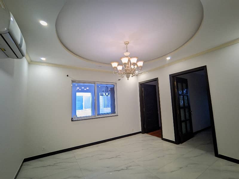 01-Kanal Upper Portion, 4-Bed Rooms, Separate Gate in DHA Lahore 41