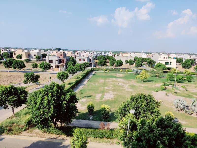 5 Marla Plot Sale B Block 40 Fit Road Plot No 278 Onground Ready Possession Plot, 40 Fit Road, Socaity New Lahore City, Bahria Town OR NFC-2 Road Attached, Ring Road interchange Kay Qareeb Plot. 9