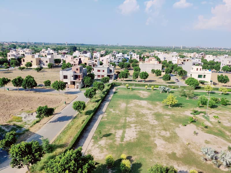 5 Marla Plot Sale B Block 40 Fit Road Plot No 278 Onground Ready Possession Plot, 40 Fit Road, Socaity New Lahore City, Bahria Town OR NFC-2 Road Attached, Ring Road interchange Kay Qareeb Plot. 17
