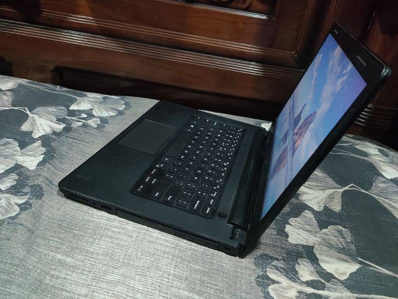 Dell Vostro i7-7th Genration Laptop 1