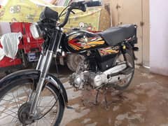 bike all ok hai engine sa baki condition thori kharab ho rahi ha
