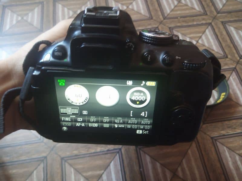 Nikon d5300 only 50k shutter used body like brand new with ORGL DOCS 1