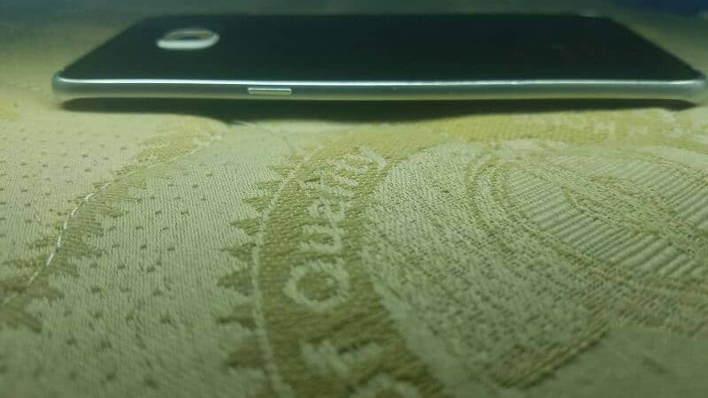 Samsung Galaxy S6 Edge+ 3