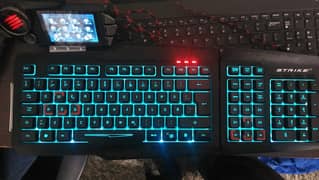 Mad Catz S. T. R. I. K. E 7 Modular RGB Backlit Gaming Keyboard | VERY RARE 0