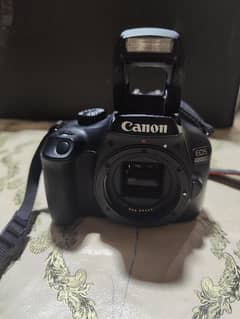 Canon eos 4000d full kit with 18-55mm lens battery and charger 0