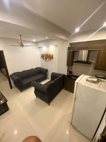 Daily basis short time beautifully furnished 1 BED 5