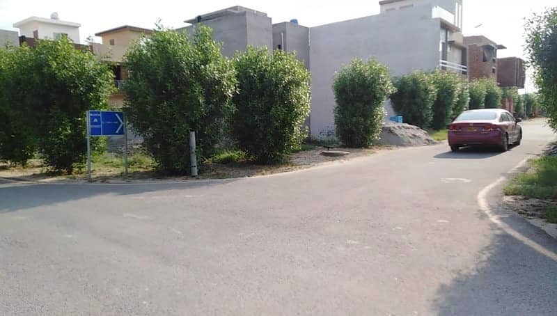3 Marla Plot Best Investment On Raiwind Road For Sale 3