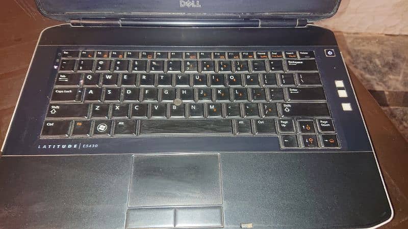 I5 thired generation Dell modle Laptop 10 by 9 ki condition Haii 3
