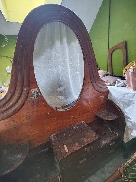 Dressing Table | Only requires Paint and Polish 1