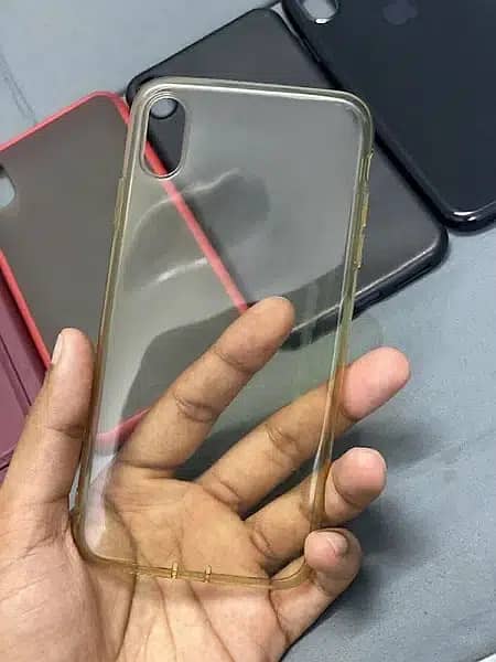 Iphone XS Max 9 cases in good lumsum amount 17