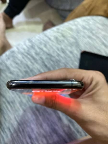Iphone Xs Max PTA Approved JV 7