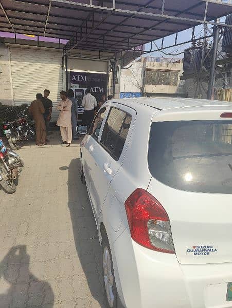 Car can be seen during 9-5 at Meezan Bank Ltd G. T Road Muridke Branch 4