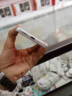 sumsung galaxy A33 5G . condition 10by10 waranty out contect03068665293 0