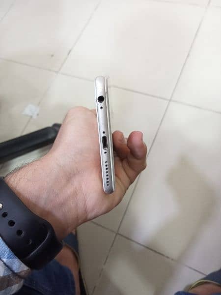 used mobile iPhone 2nd iphone6+ 3