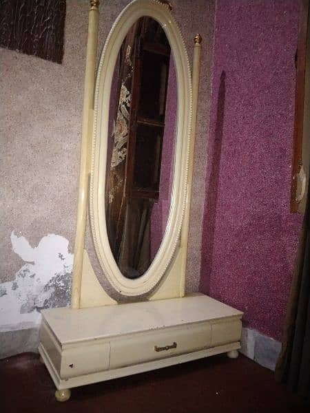 wood Dressing Table 1