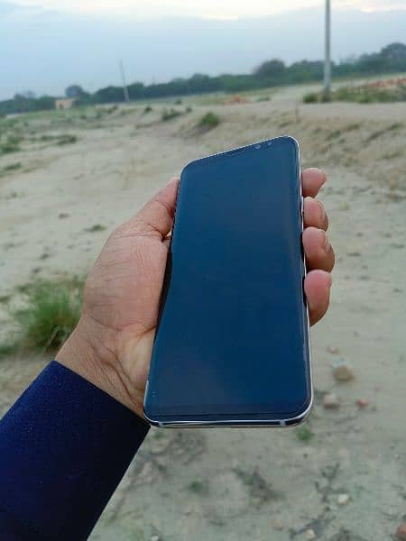 Samsung S8+ edge 5