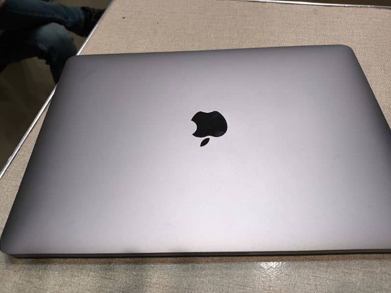 Apple MacBook Pro retina display 2017 i5 and & models available 4
