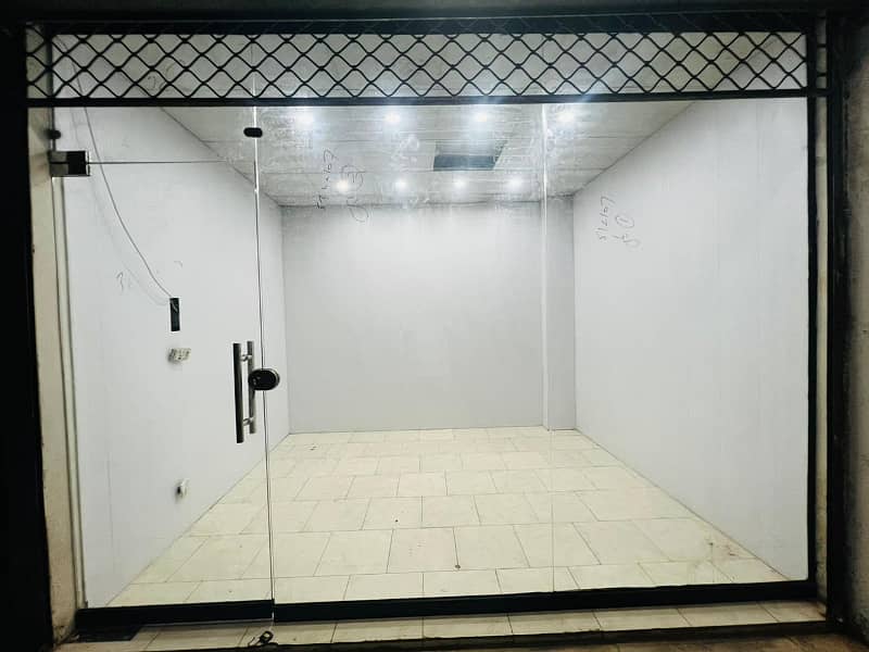120 sqft shop available for sale in johar town 0