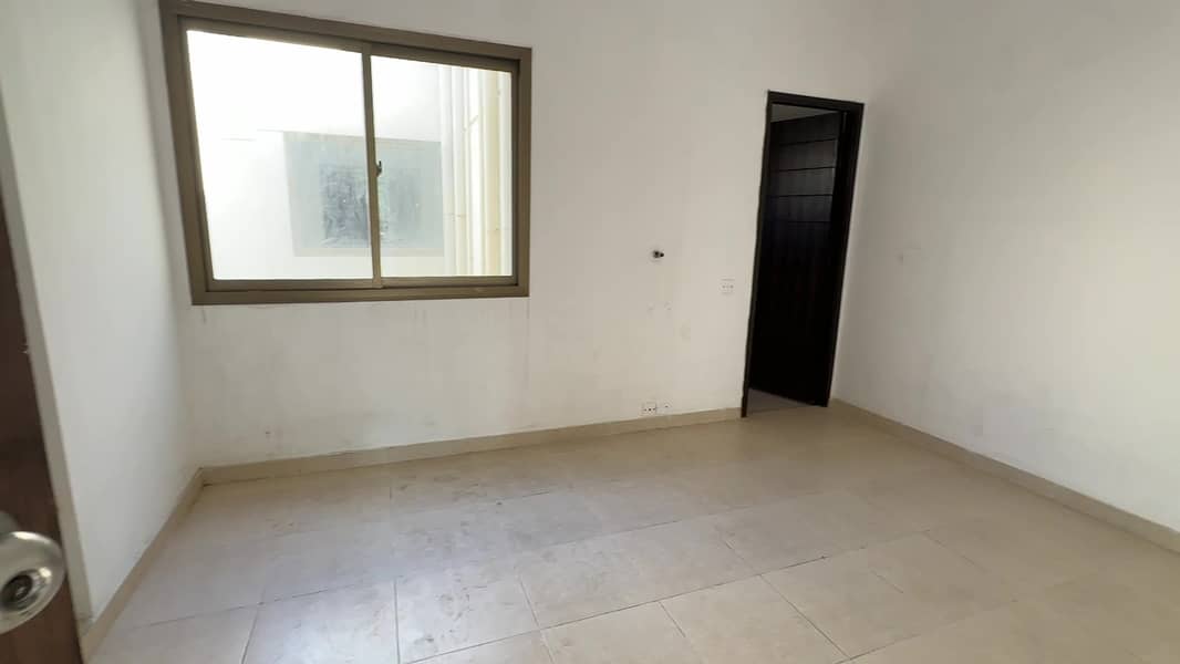 Ready to Move Villa For Sale on Sharah e Faisal, Malir - 100 Sq Yds 1