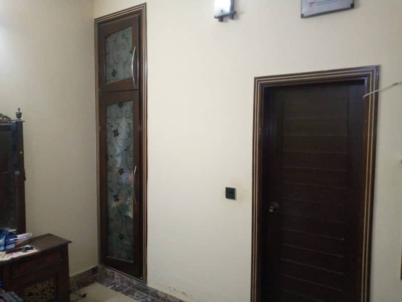 For Rent: Spacious Lower Portion - 200 Sq. Yds - 3 Bedrooms - Only 35,000 PKR Monthly! 6
