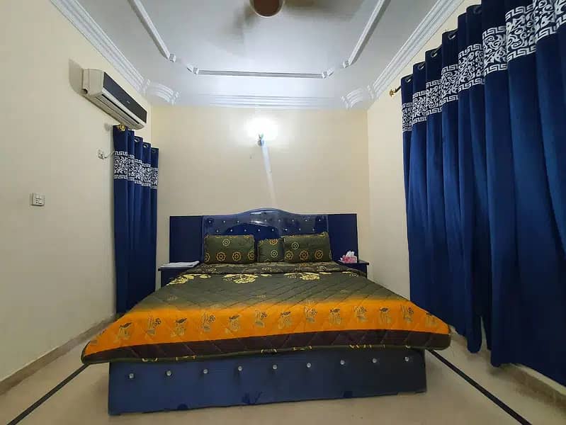 Room For Rent In Karachi / Guest House in Karachi 4
