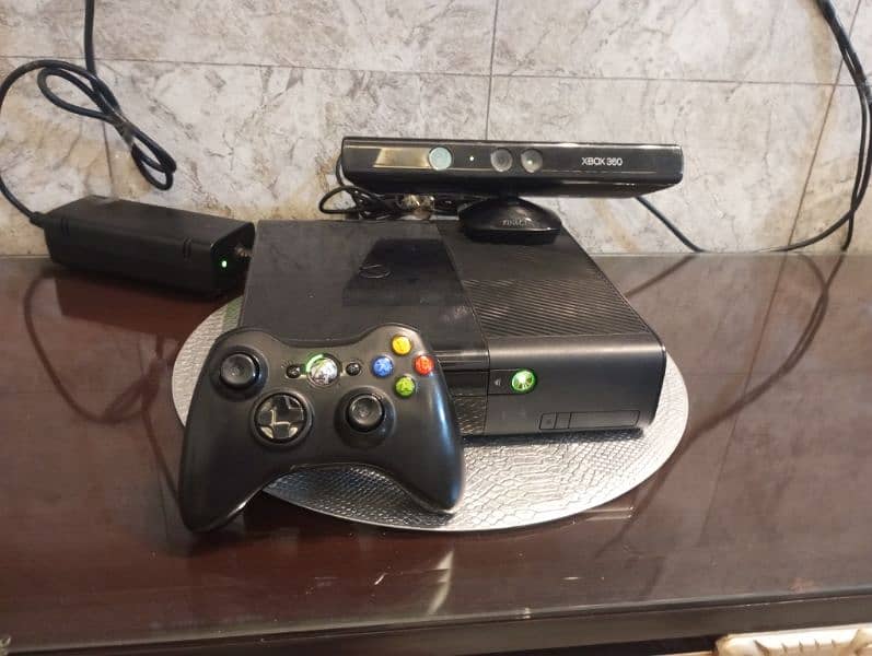 Xbox 360 ultra slim 0