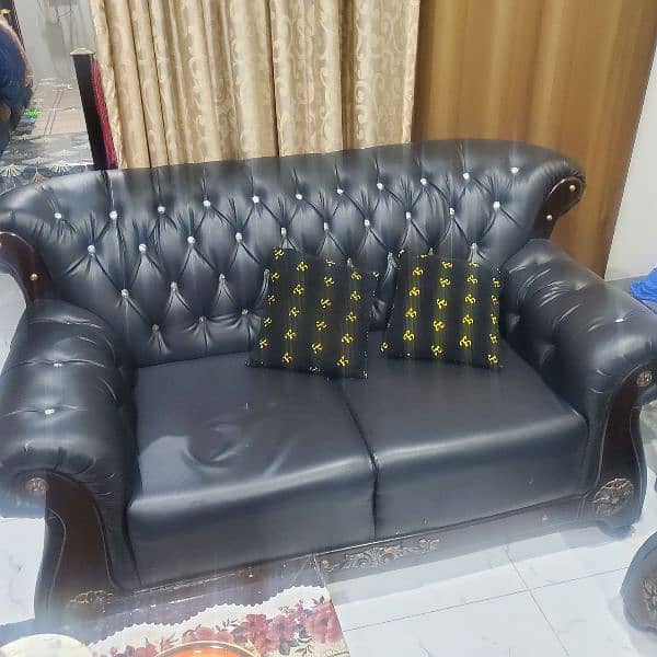6 Seater leather sofa set 0