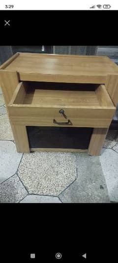 tv trolly in v good condition 0