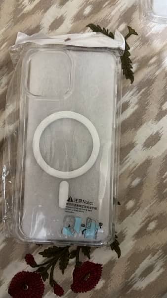 13 pro max MagSafe clear 2