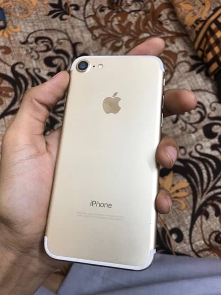 iphone 7 (with box) 32GB 1