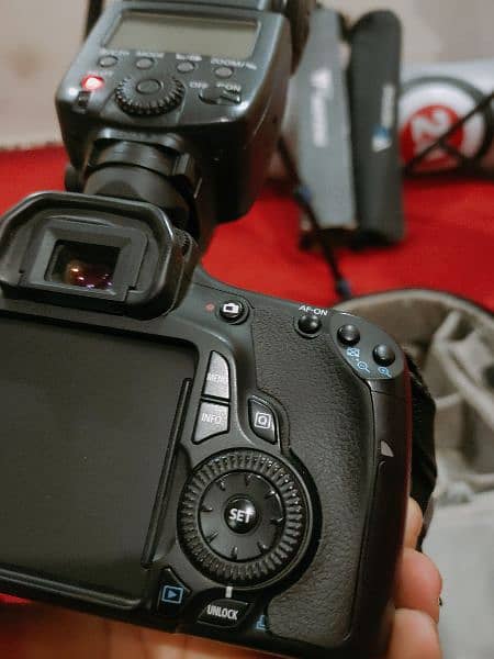 Canon 60D with studio setup 8
